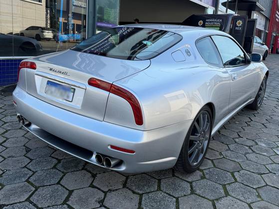 MASERATI 3200 3.2 GT COUPÉ V8 32V GASOLINA 2P AUTOMÁTICO MASERATI 3200 3.2 GT COUPÉ V8 32V GASOLINA 2P AUTOMÁTICO